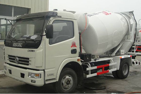 China 3 M3 Capacity Small Concrete Truck , Dongfeng 4X2 Concrete Cement Mixer Truck supplier