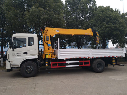 China 4X2 Truck Mounted Boom Crane , Trailer Mounted Crane 4700mm Wheelbase supplier