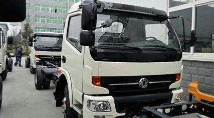 China 6 Ton Hydraulic Pickup Truck Mounted Hydraulic Crane Single Cab Air Brake supplier