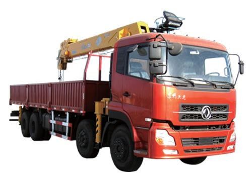 8x4 Truck mounted  crane